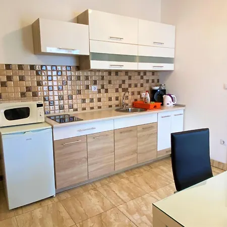Apartment Happy Days
